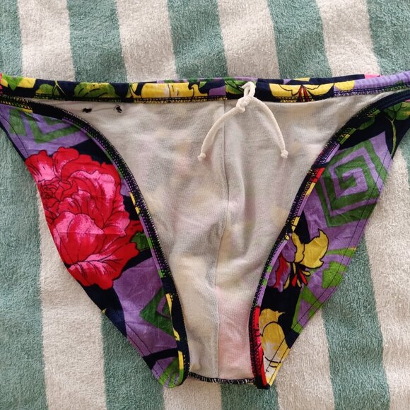 RARE VINTAGE 1" HOM SWIM BRIEF, SIZE 36", FLOWERED PATTERN (*) (Pre-owned) - Picture 5 of 7